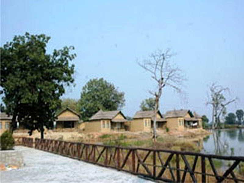 Tiger Lagoon Hotel Bandhavgarh National Park Buitenkant foto